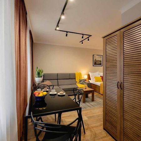 Apartament Pod 13 Bielsko-Biala Bagian luar foto