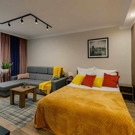 Apartament Pod 13 Bielsko-Biala Bagian luar foto