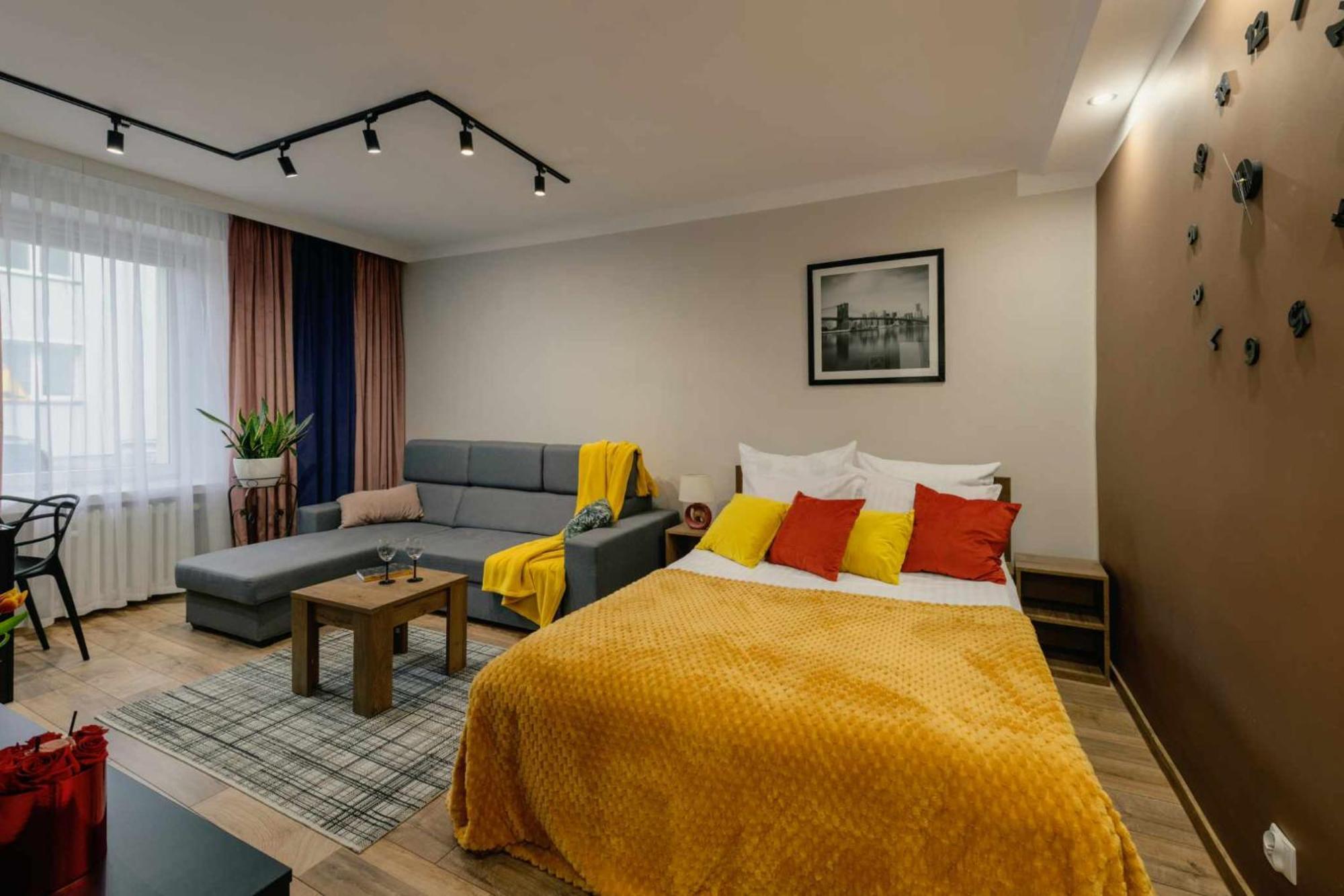 Apartament Pod 13 Bielsko-Biala Bagian luar foto