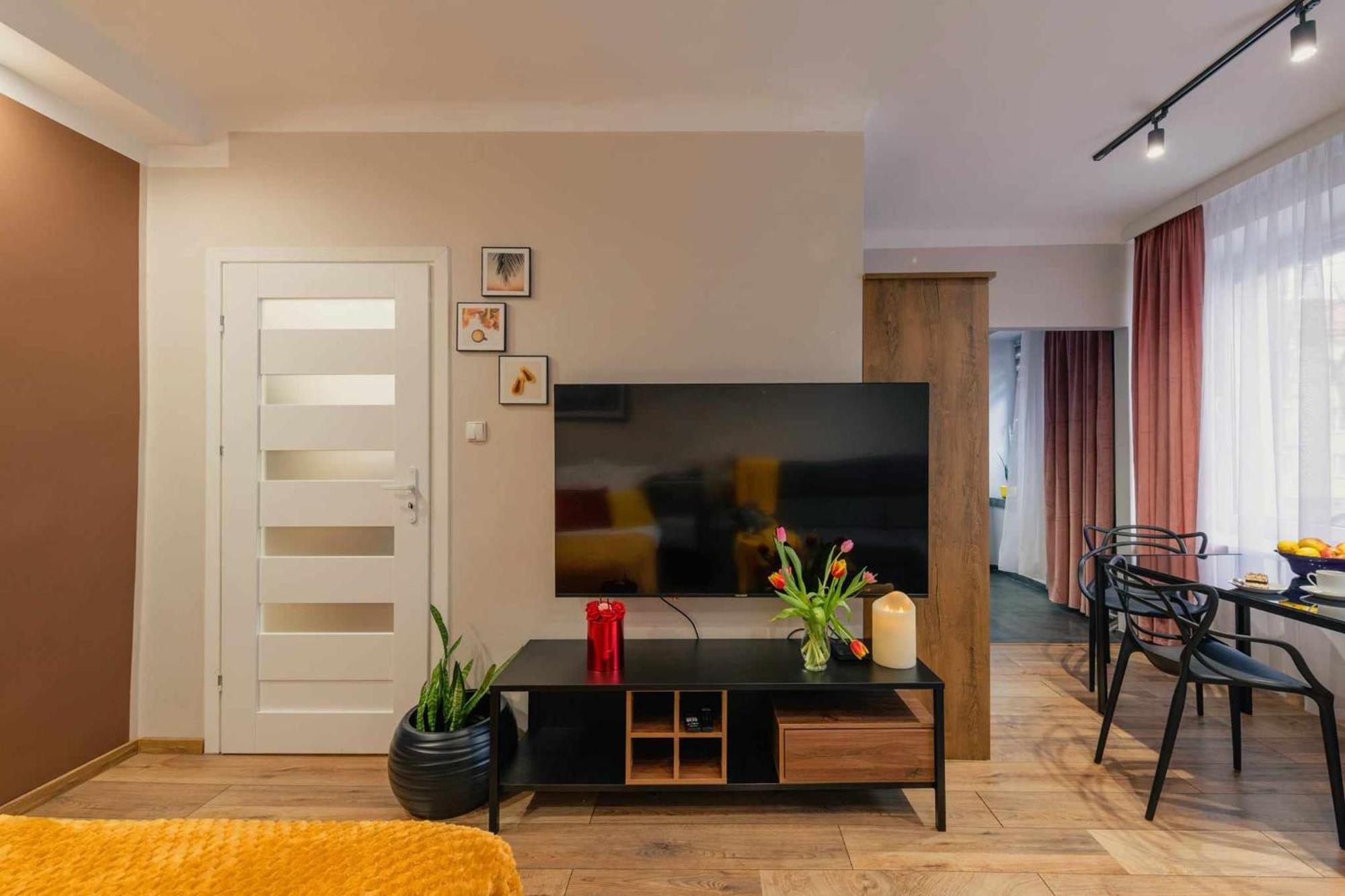 Apartament Pod 13 Bielsko-Biala Bagian luar foto