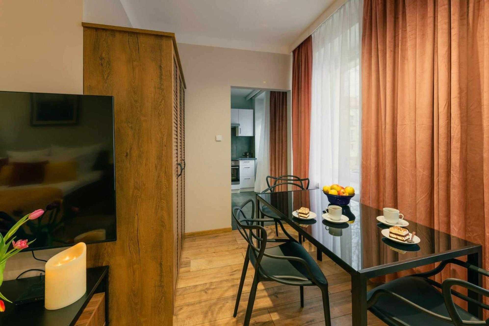 Apartament Pod 13 Bielsko-Biala Bagian luar foto