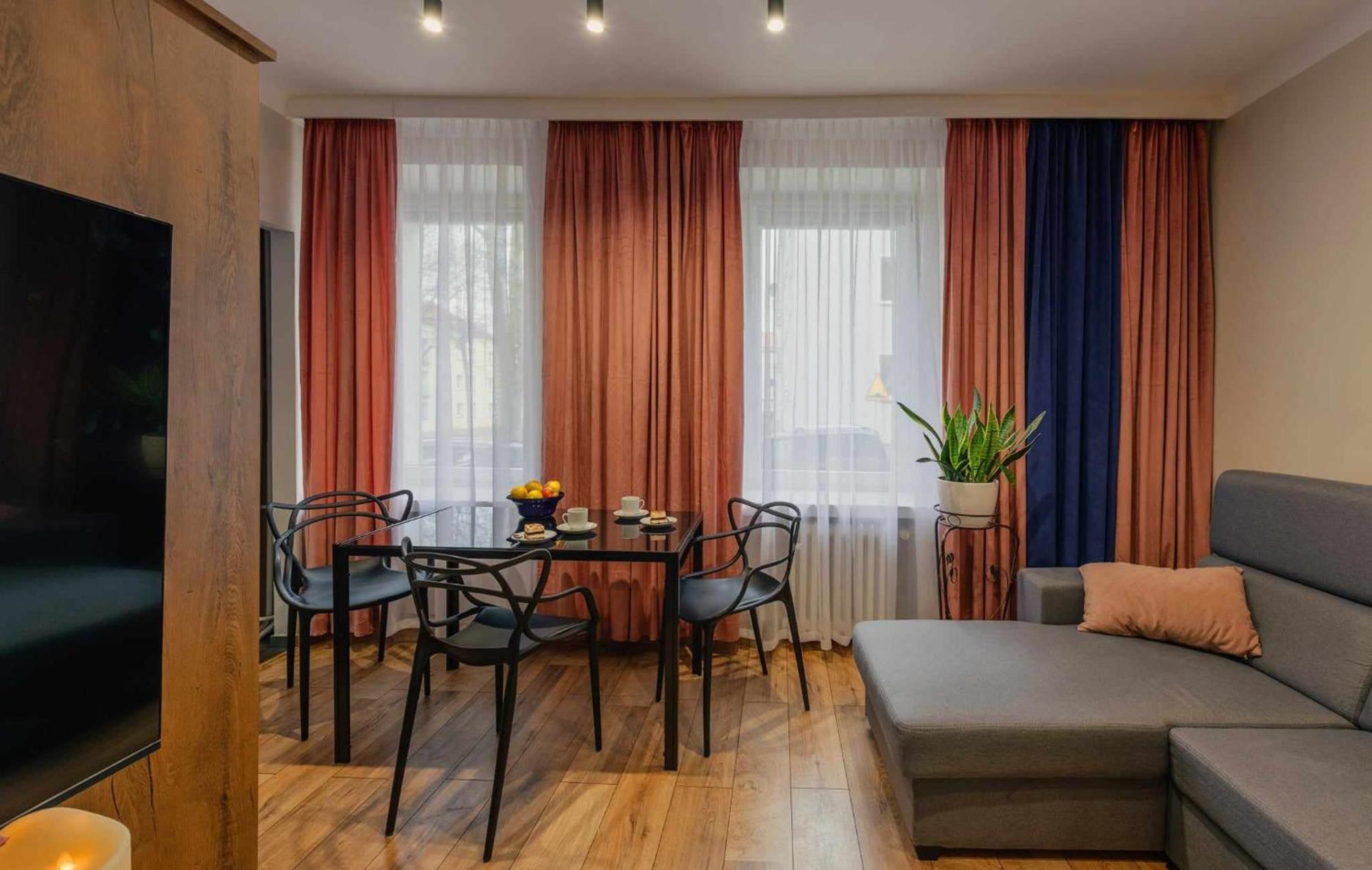 Apartament Pod 13 Bielsko-Biala Bagian luar foto