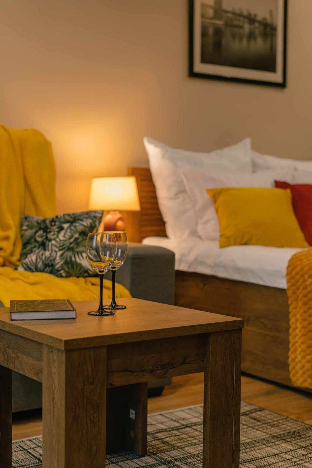 Apartament Pod 13 Bielsko-Biala Bagian luar foto